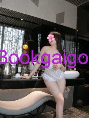 Bé Linh - Cô Nương Dâm Đãng, Mặt Dâm Duyên Dáng, Bú Liếm Bài Bản