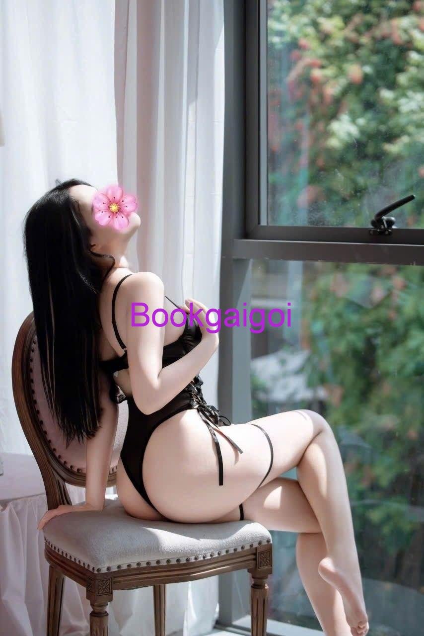Huyền My - Gái Gọi Cao Cấp Với Nét Duyên Dáng Tươi Trẻ (15)