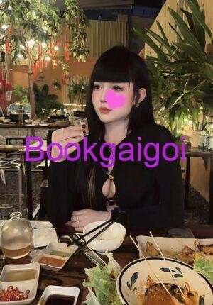 MiNa - Em Gái Xinh Đẹp, Dáng Thon Gọn, Và Vẻ Hấp Dẫn Kỳ Lạ!