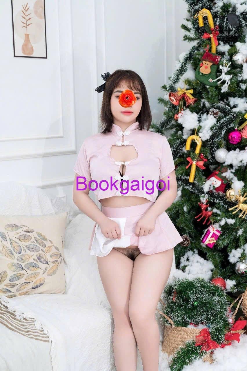 Tiểu Thỏ – Em Hàng Dâm, Thơm Tho Cho Anh Em Chén (5)